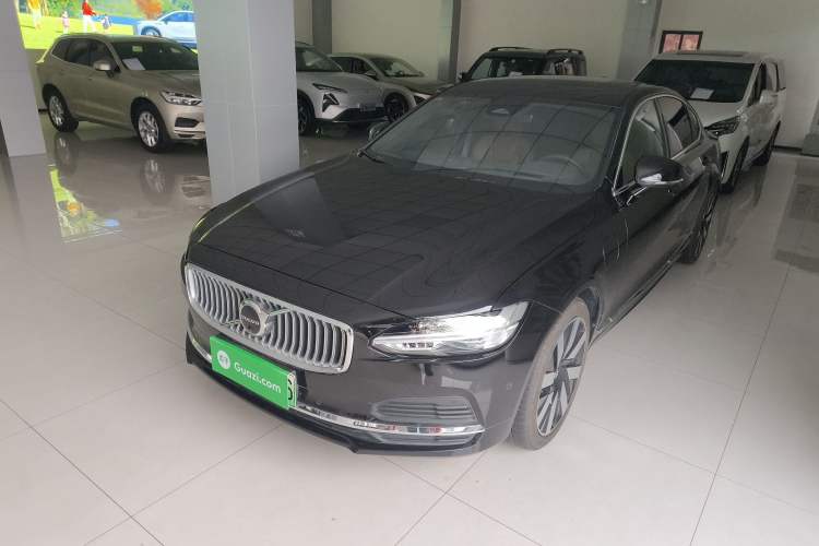 Used Volvo S90 New Energy 2025 Plug-in Hybrid Four-Wheel Drive Long-Range Luxury Smart Edition