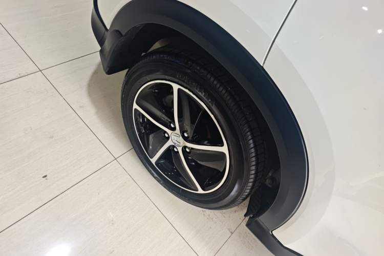 Used Honda Vezel 2020 1.5L CVT Pioneer Edition
