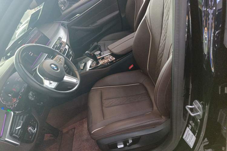 Used BMW 5 Series 2023 530Li Leading Model M Sport Package
