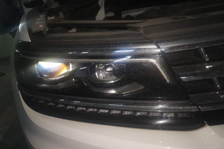 Used Volkswagen Tiguan L 2018 380TSI Automatic All-Wheel Drive Luxury Edition