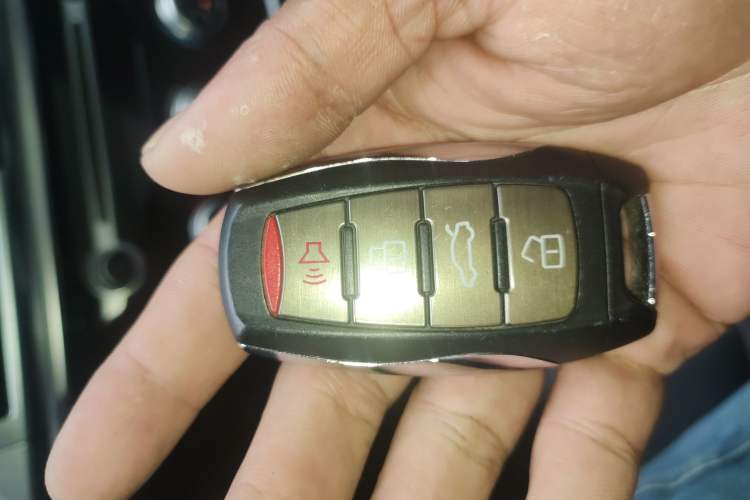 Used Haval H7 2016 Blue-Label H7 2.0T Automatic Luxury Model