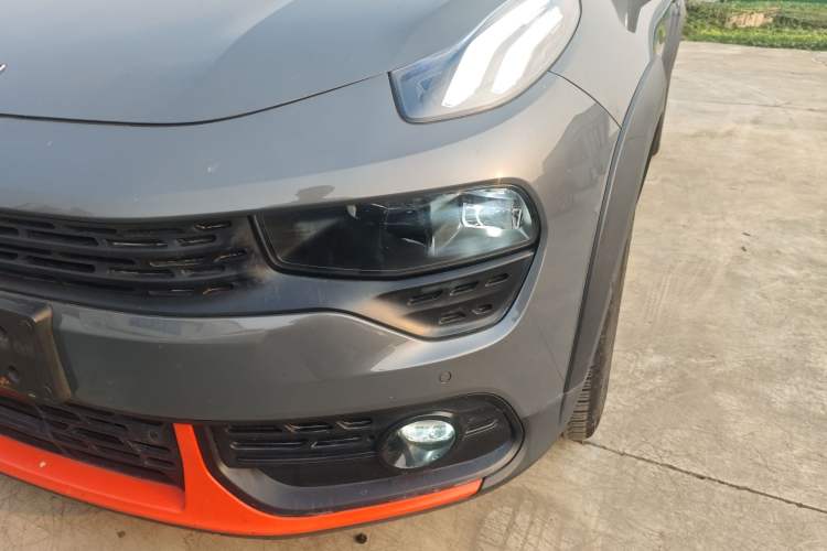 Used Lynk & Co 02 2018 1.5T DCT Two-Wheel Drive Zhaopu Version China V Standard
