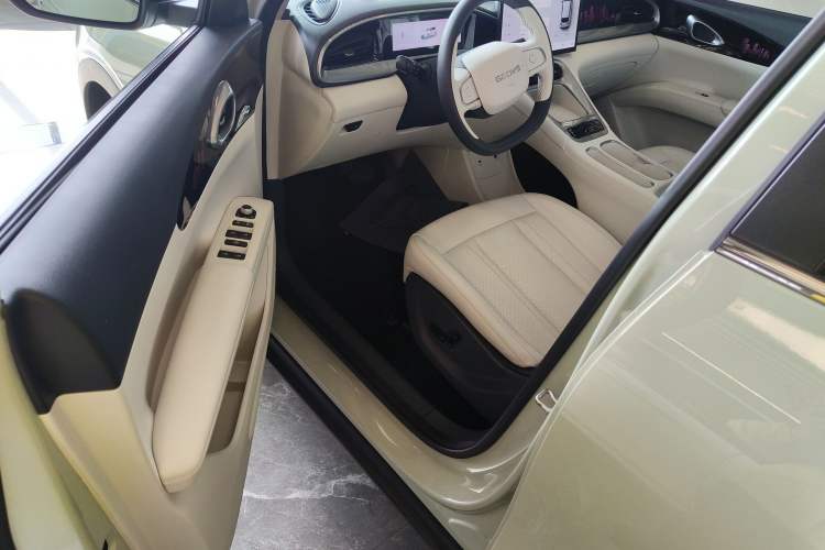 Used  Geome 2025 UP 410km Exploration+ Edition