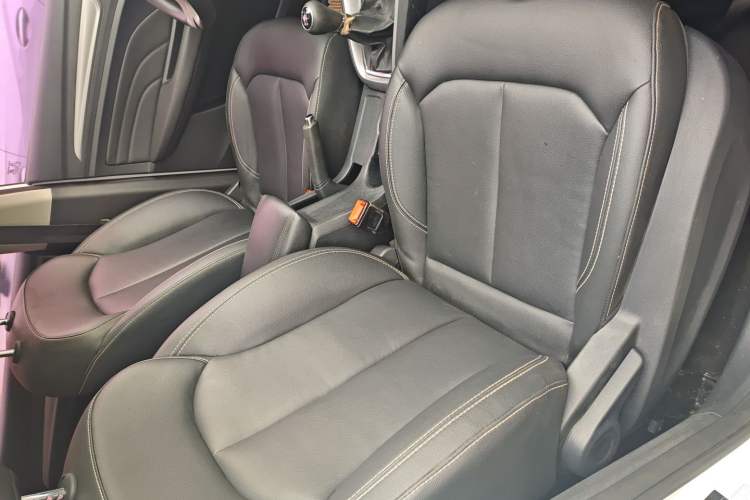 Used Roewe RX3 2018 1.6L Manual Flagship Edition
