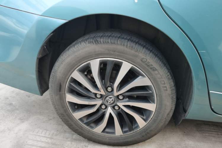 Used Toyota Corolla 2017 Revised Dual-Engine 1.8L E-CVT Elite Edition