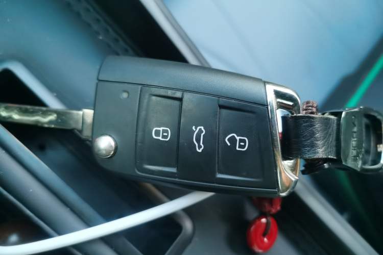 Used Volkswagen Lavida 2023 Revised Version 1.5L Automatic Starry Sky Edition – 5 Million Units