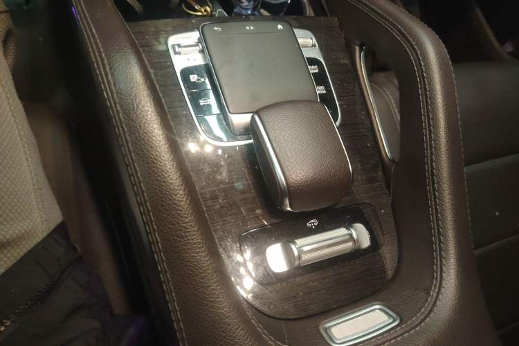 Used Mercedes-Benz GLE 2020 Restyled GLE 350 4MATIC Fashion Edition
