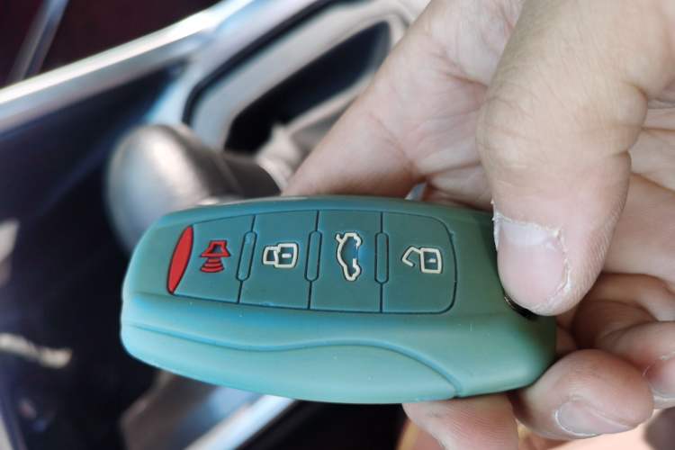 Used Haval H6 2019 Red Label 2.0 GDIT Automatic Luxury Smart Connectivity Edition