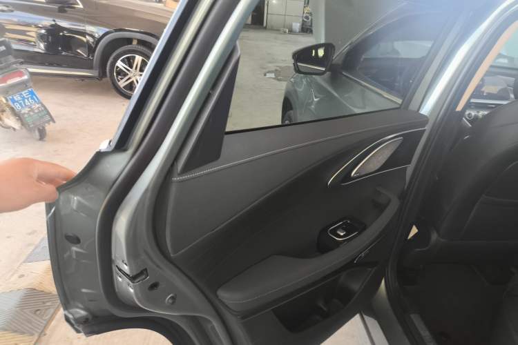 Used  Lingyun 2024 400T Two-Wheel-Drive Star Prestige Edition
