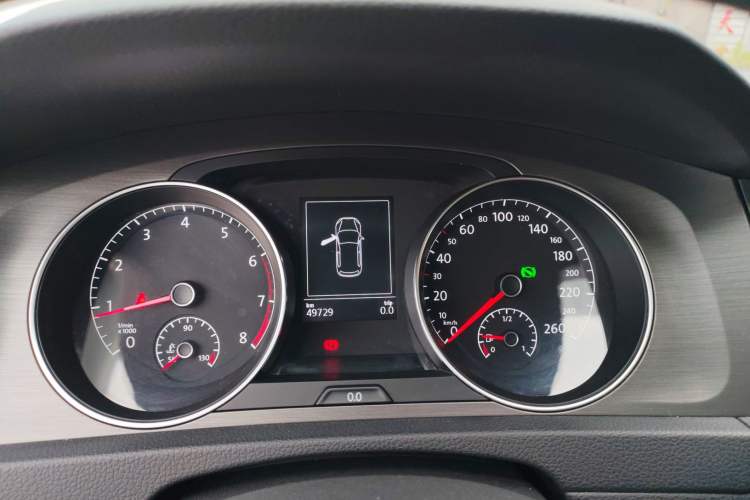 Used Volkswagen Golf 2015 1.6L Automatic Comfort Model
