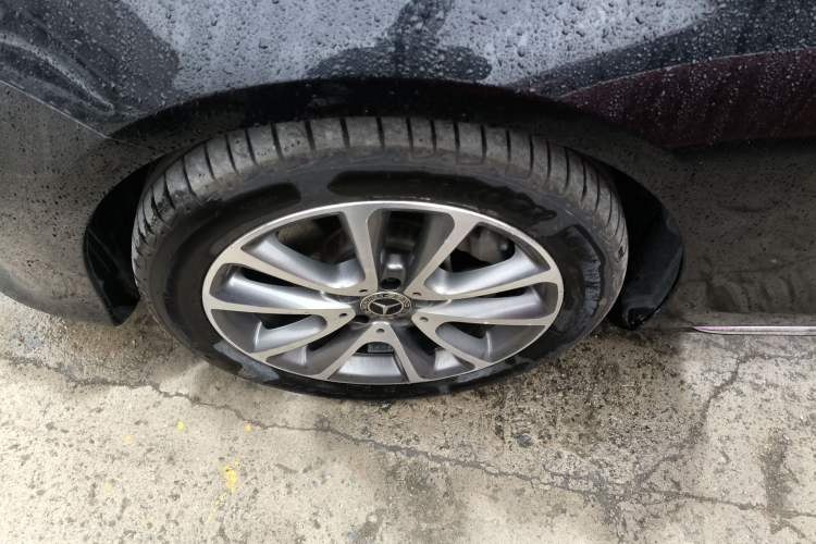 Used Mercedes-Benz E-Class 2019 E 200 L 4MATIC