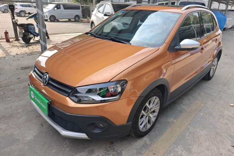 Used Volkswagen Polo 2014 1.6L Cross Polo Automatic