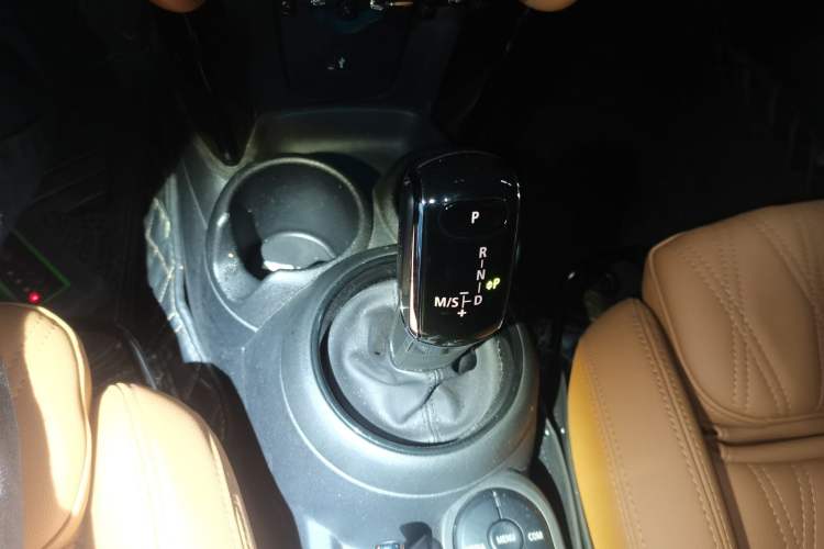 Used MINI MINI 2018 1.5T COOPER Classic Edition
