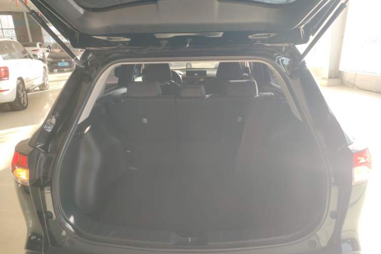 Used Toyota Corolla Cross 2023 2.0L Pioneer Edition
