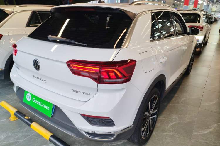 Used Volkswagen T-ROC 2021 280TSI DSG Two-Wheel Drive Comfort Connect 30th Anniversary Edition