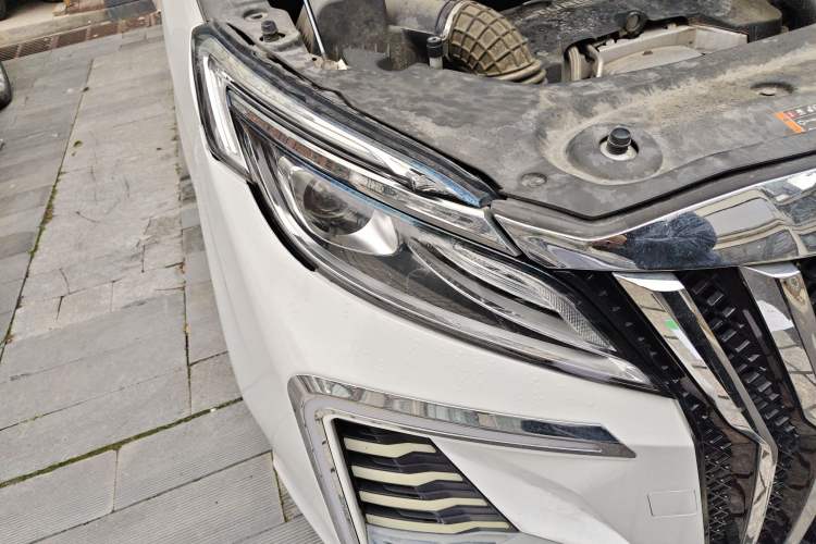 Used Buick GL8 2017 ES 28T Comfort Model China V Standard
