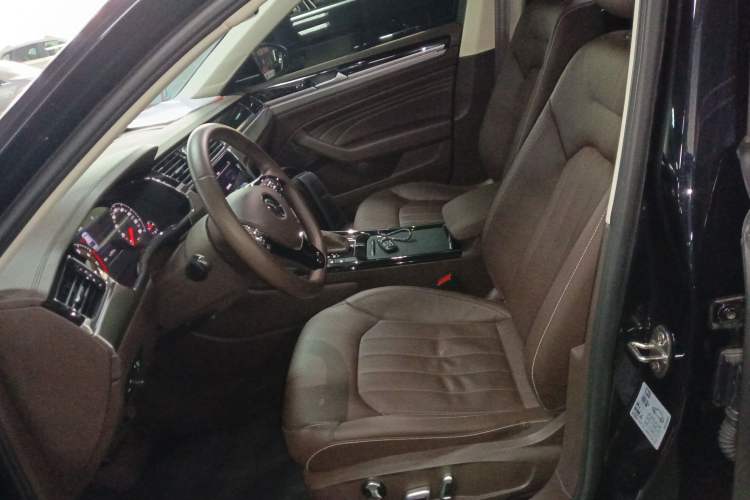 Used Volkswagen Phideon 2021 380TSI Luxury Edition