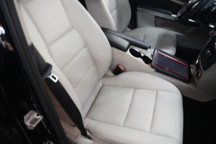 Used Mercedes-Benz GLK-Class 2014 GLK 260 4MATIC Dynamic Model