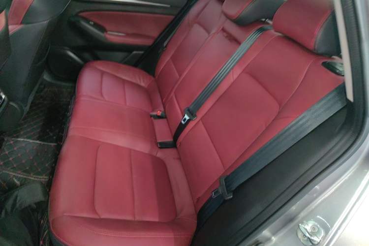 Used Changan Eado 2020 PLUS Blue Whale NE 1.4T GDI DCT Flagship Model
