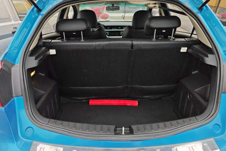 Used Geely Auto Vision X3 2017 1.5L Manual Elite Model
