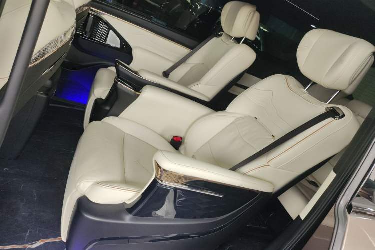 Used GAC Trumpchi M8 2023 Zongshi Series 400T Flagship Edition