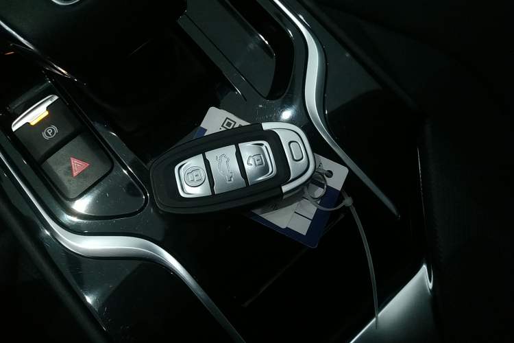 Used Hongqi E-QM5 2023 560km PLUS