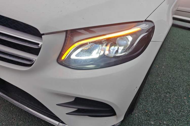 Used Mercedes-Benz GLC 2018 GLC 260 4MATIC Dynamic Edition
