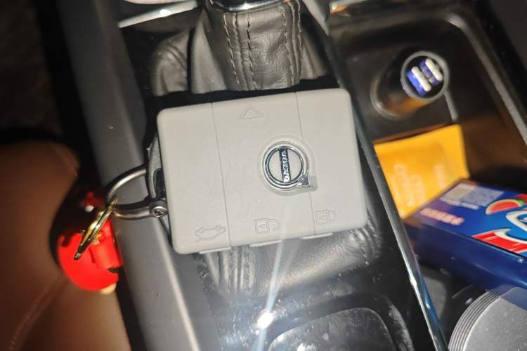 Used Volvo XC60 2019 T5 4x4 Smart Edition China V Standard
