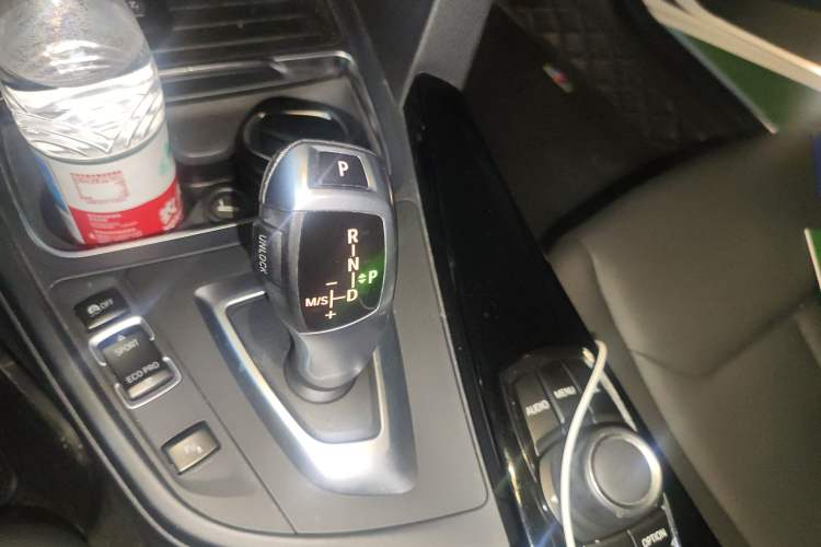 Used BMW 3 Series 2017 320Li Fashion Model
