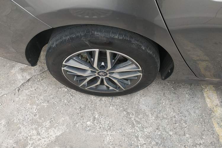 Used BYD Qin PLUS 2021 EV 400KM Luxury Model