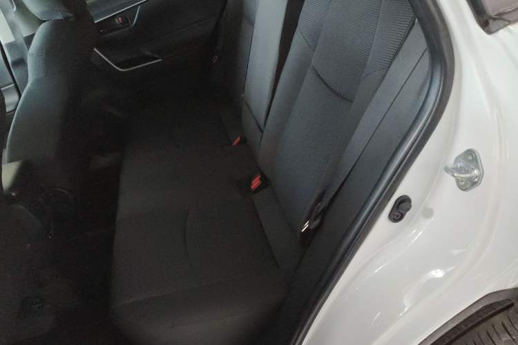 Used Toyota RAV4 2024 2.0L CVT Two-Wheel Drive Urban Edition
