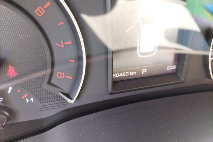 Used Wey VV5 2019 1.5T Two-Wheel Drive Color Pioneer
