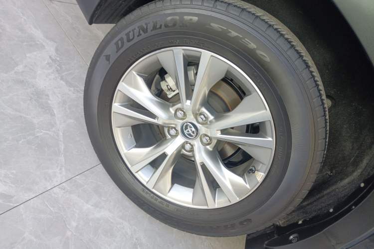 Used Toyota Highlander 2018 2.0T Two-Wheel Drive Elite Edition 5 Seats Emission Standard China V
