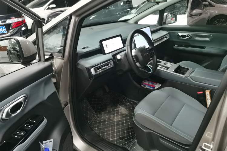 Used AION Y 2023 Plus 510 Enjoy Edition