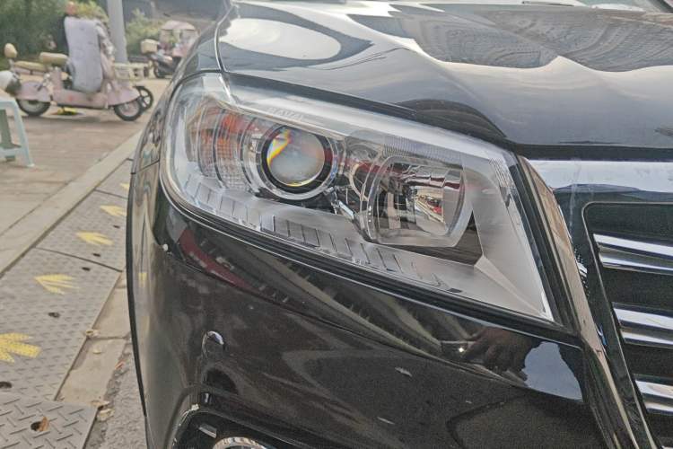 Used Haval H6 2015 Sport Edition 1.5T Automatic Two-Wheel Drive Luxury Model
