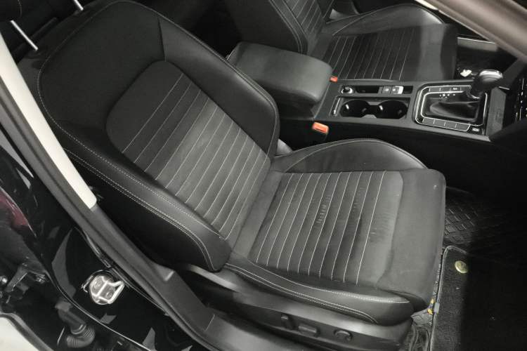 Used Volkswagen Magotan 2020 330TSI DSG Luxury Edition
