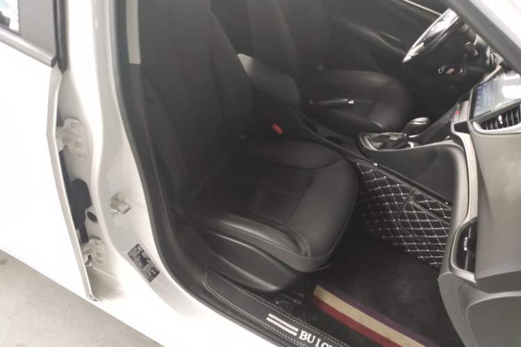 Used Buick GT 2018 18T Automatic Elite Model