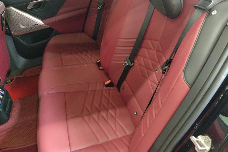 Used BMW 5 Series 2024 530Li Luxury Edition M Sport Package