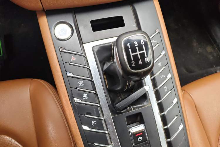 Used Zotye SR9 2017 2.0T Manual "Ultimate Road" Edition
