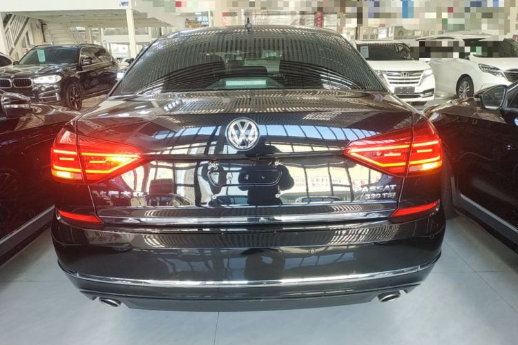 Used Volkswagen Passat 2017 330TSI DSG Prestige Edition
