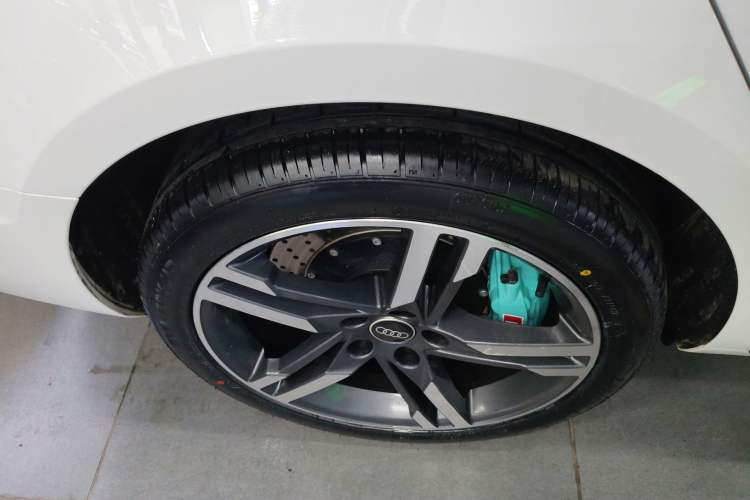 Used Audi A4L 2022 40 TFSI Luxury Dynamic Model