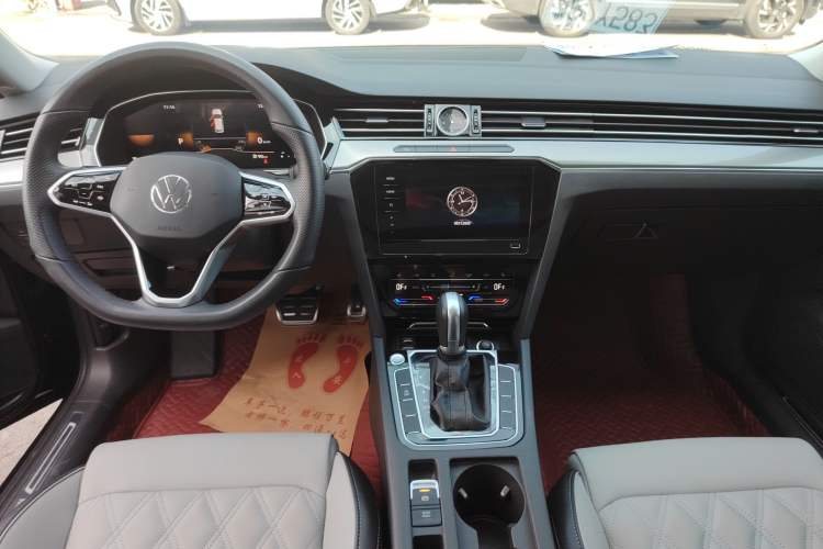 Used Volkswagen Magotan 2023 2 Million Units Limited Edition 280TSI DSG Leading Version