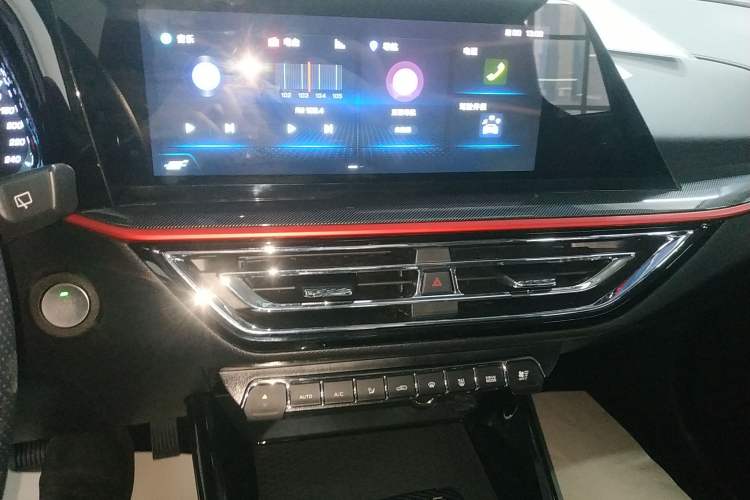 Used Oshan X5 2021 Revised Version 1.5T DCT Luxury Edition