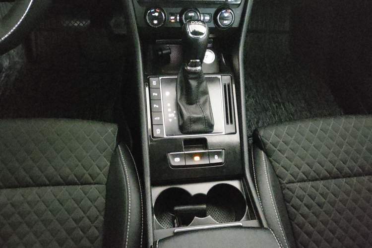 Used Skoda Superb 2018 TSI330 DSG Comfort Edition China VI Standard