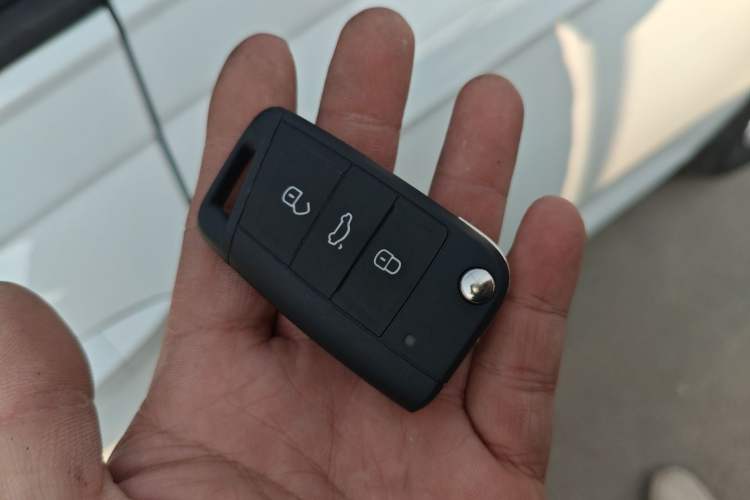 Used Volkswagen Lavida 2025 New Sharp 1.5L Outstanding New Edition
