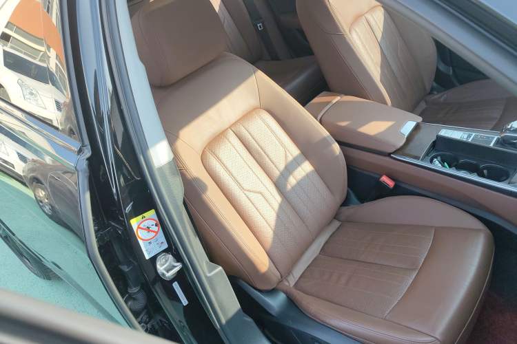 Used Audi A6 2020 allroad quattro Explorer 55 TFSI Prestige Off-Road Model
