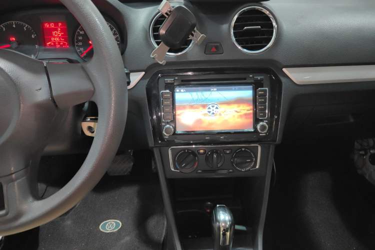 Used Volkswagen Jetta 2015 Value Edition 1.6L Automatic Comfort Version
