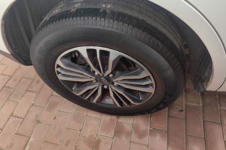 Used Geely Auto Vision X6 2016 1.8L Manual Luxury Edition