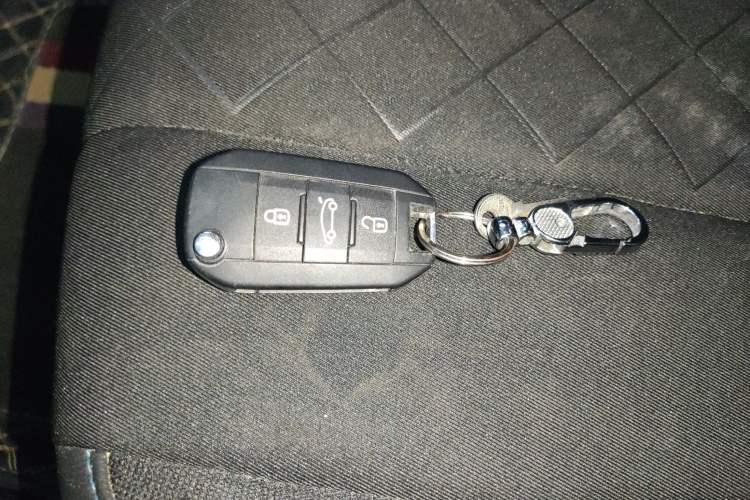 Used Peugeot 308 2016 1.6L Automatic Luxury Edition