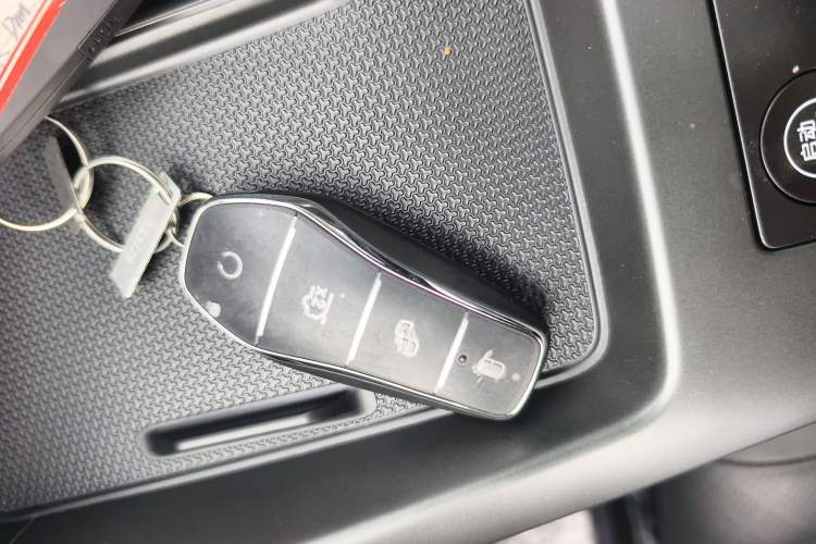 Used BYD Qin PLUS 2025 DM-i Smart Drive 55KM Leading Model
